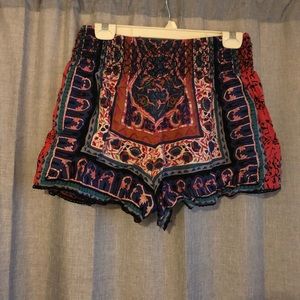 Patterned shorts